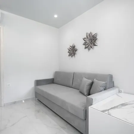 Ioanna Apartman Vurvurú