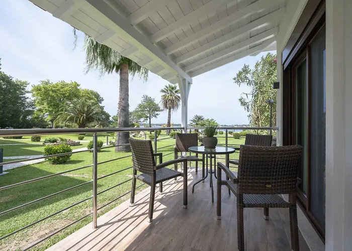 Ioanna Apartment Vourvourou